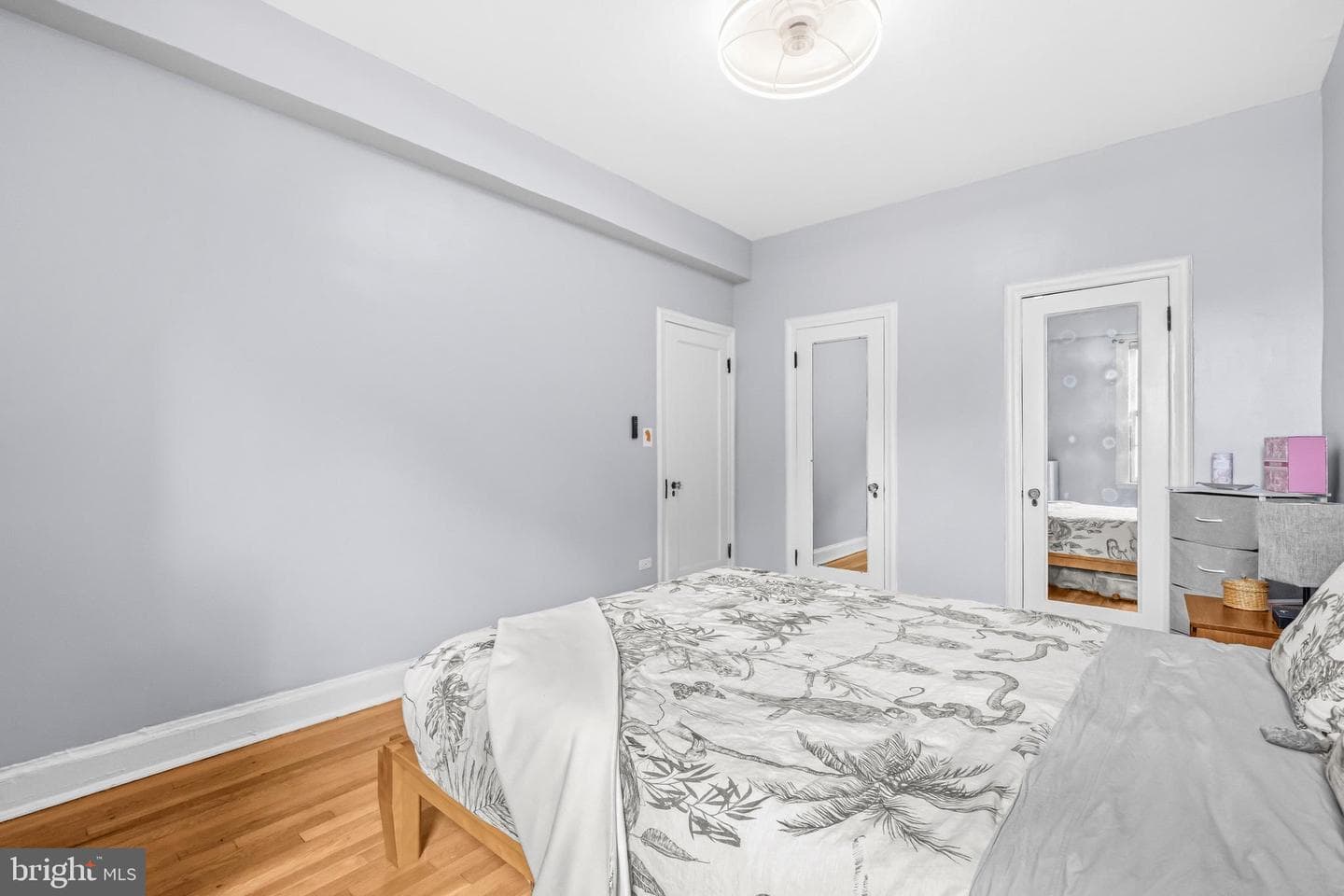 2032 Belmont Road NW #405 photo 22