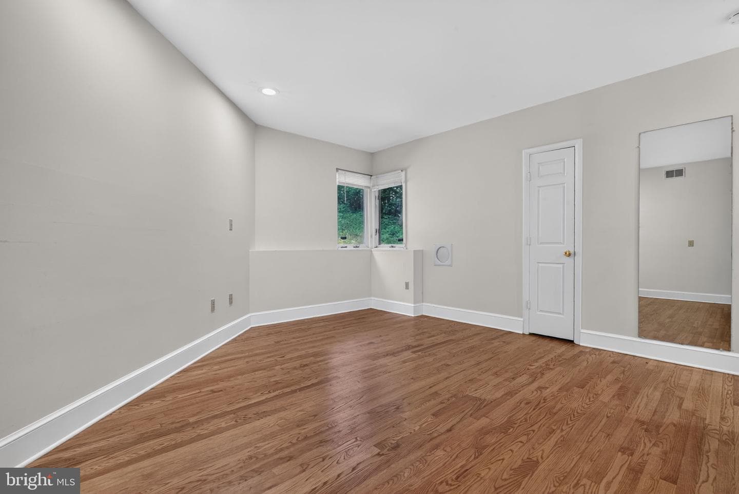 2963 Albemarle Street NW photo 28