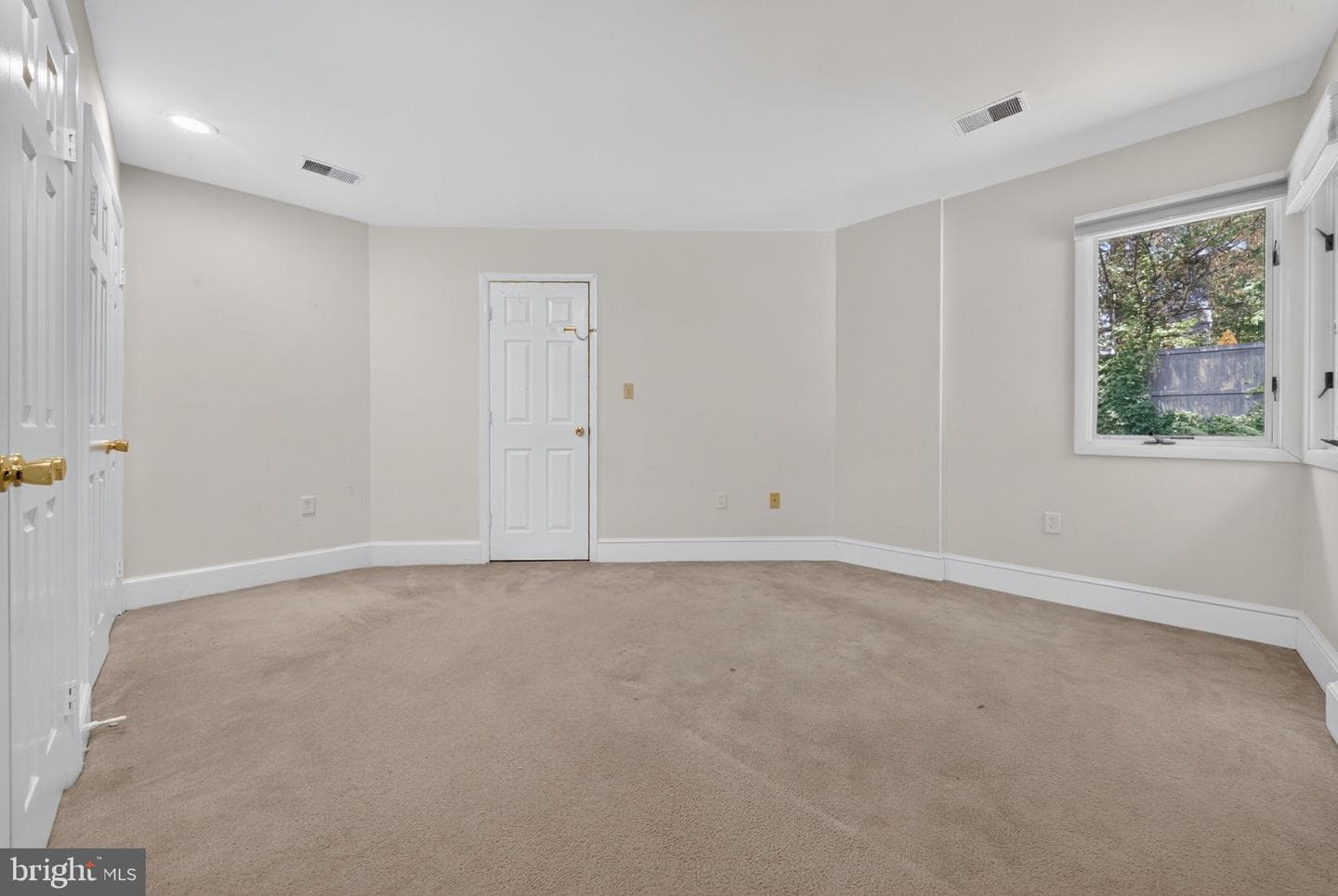 2963 Albemarle Street NW photo 37
