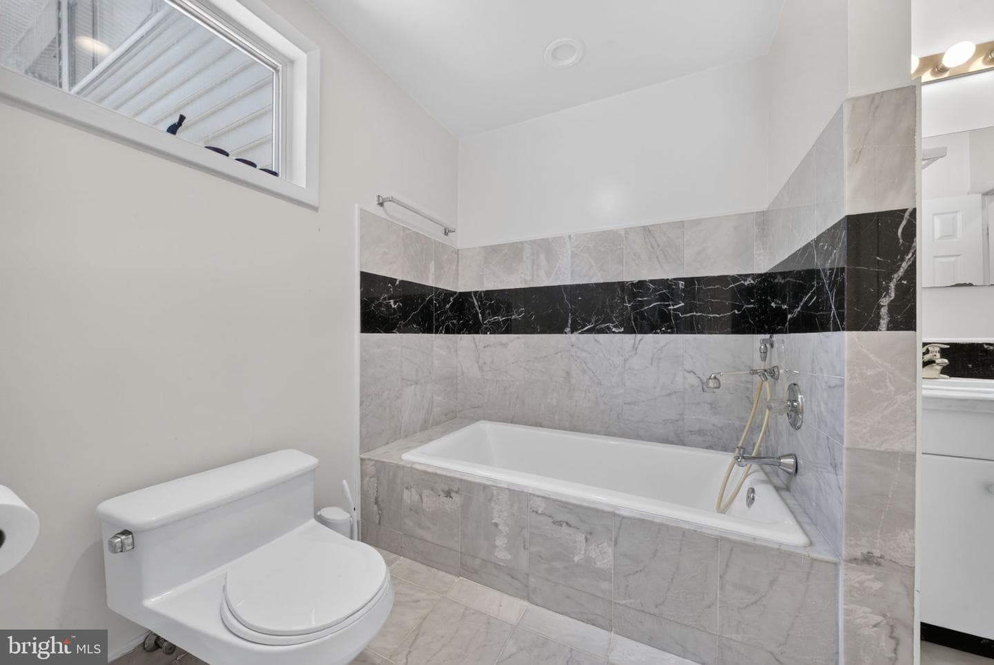 2963 Albemarle Street NW photo 38