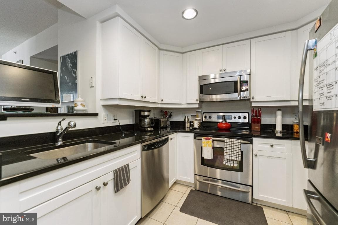 1111 11th Street NW #408 photo 5