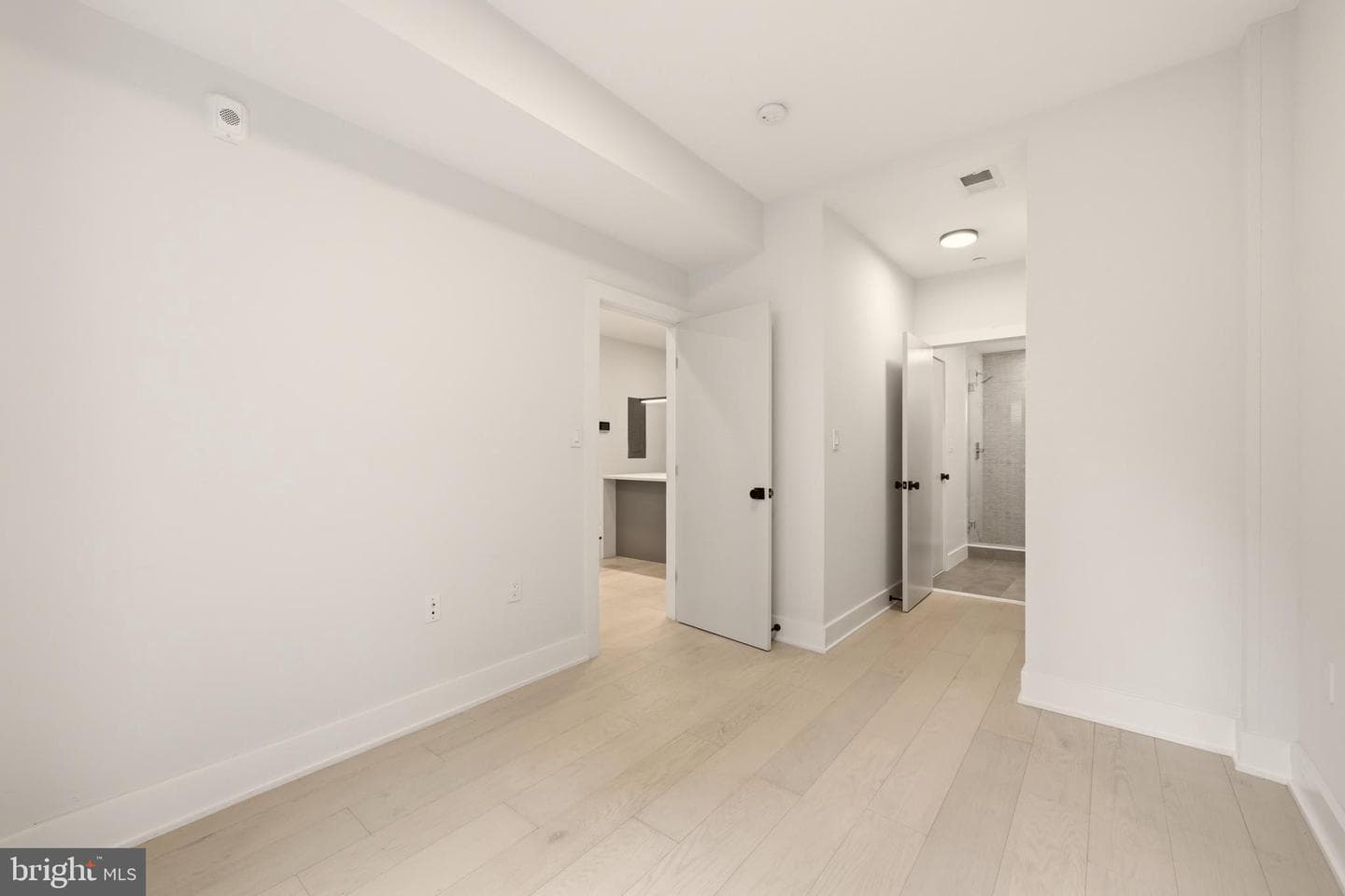 1471 Harvard Street NW #2 photo 23