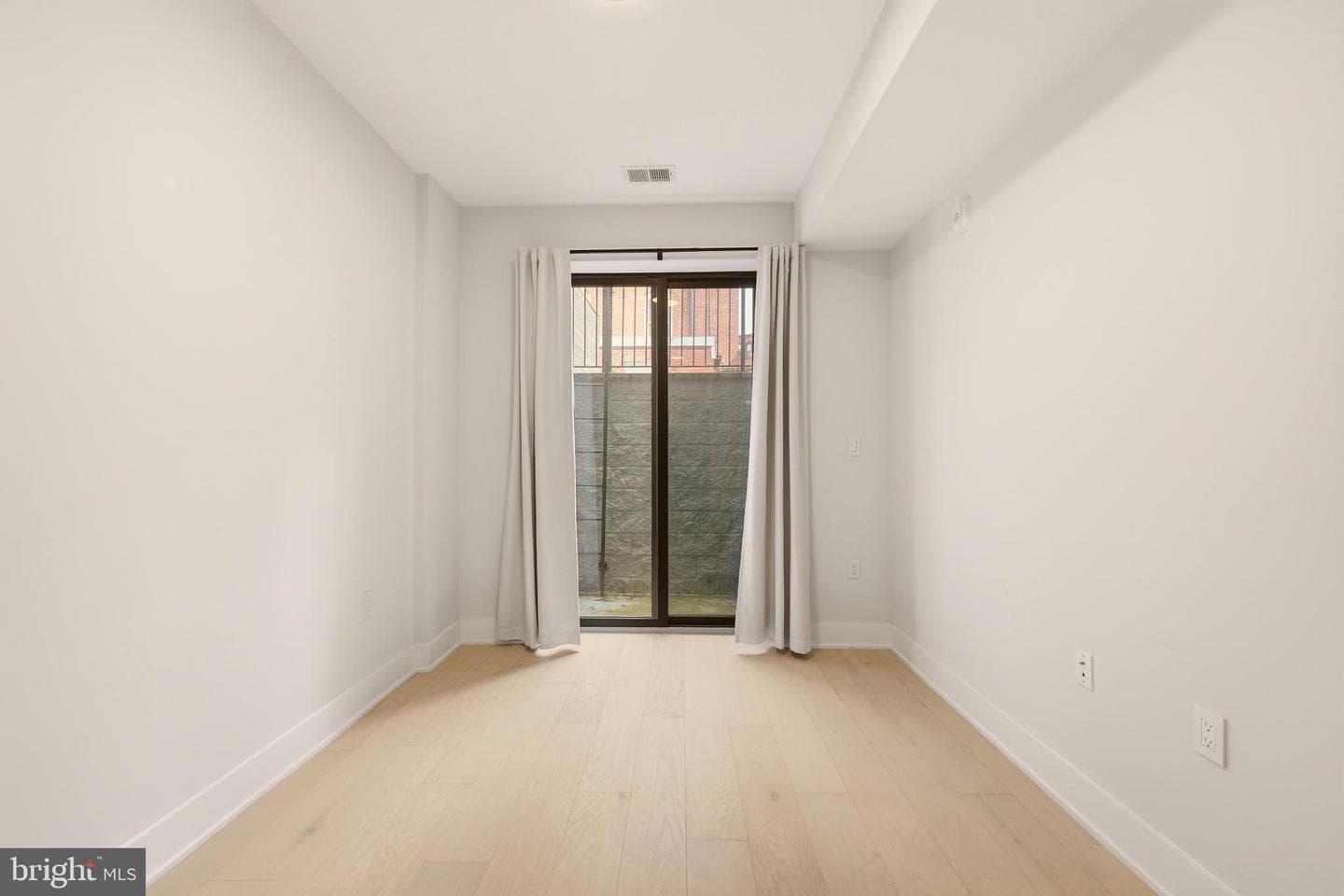 1471 Harvard Street NW #2 photo 7