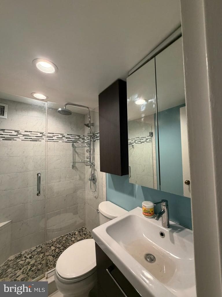 1816 New Hampshire Avenue NW #302 photo 14