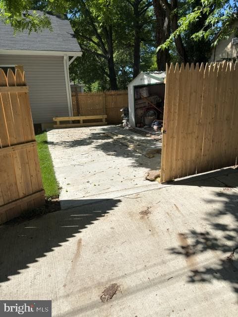 1004 Shepherd Street NE photo 37