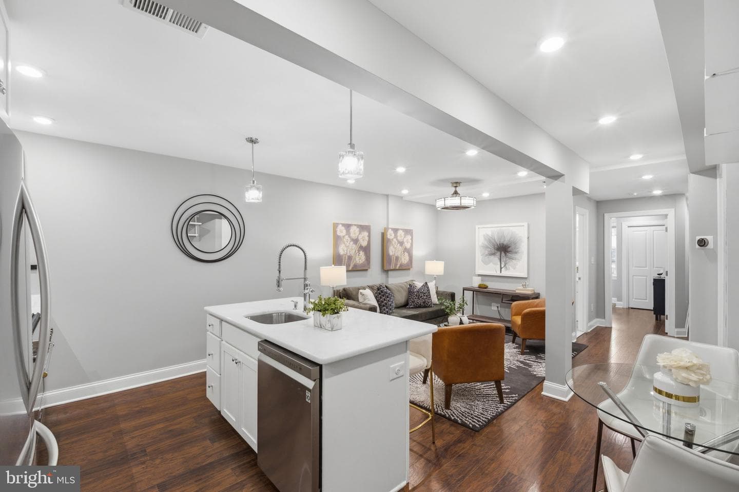 709 Jackson Street NE #1 photo 10