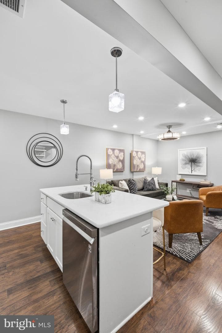 709 Jackson Street NE #1 photo 14