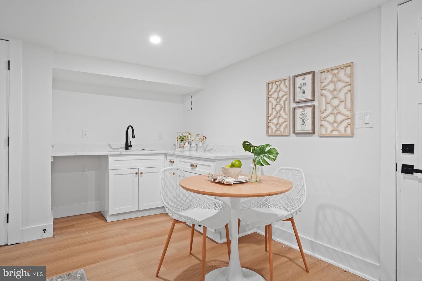 432 Newton Place NW photo 42