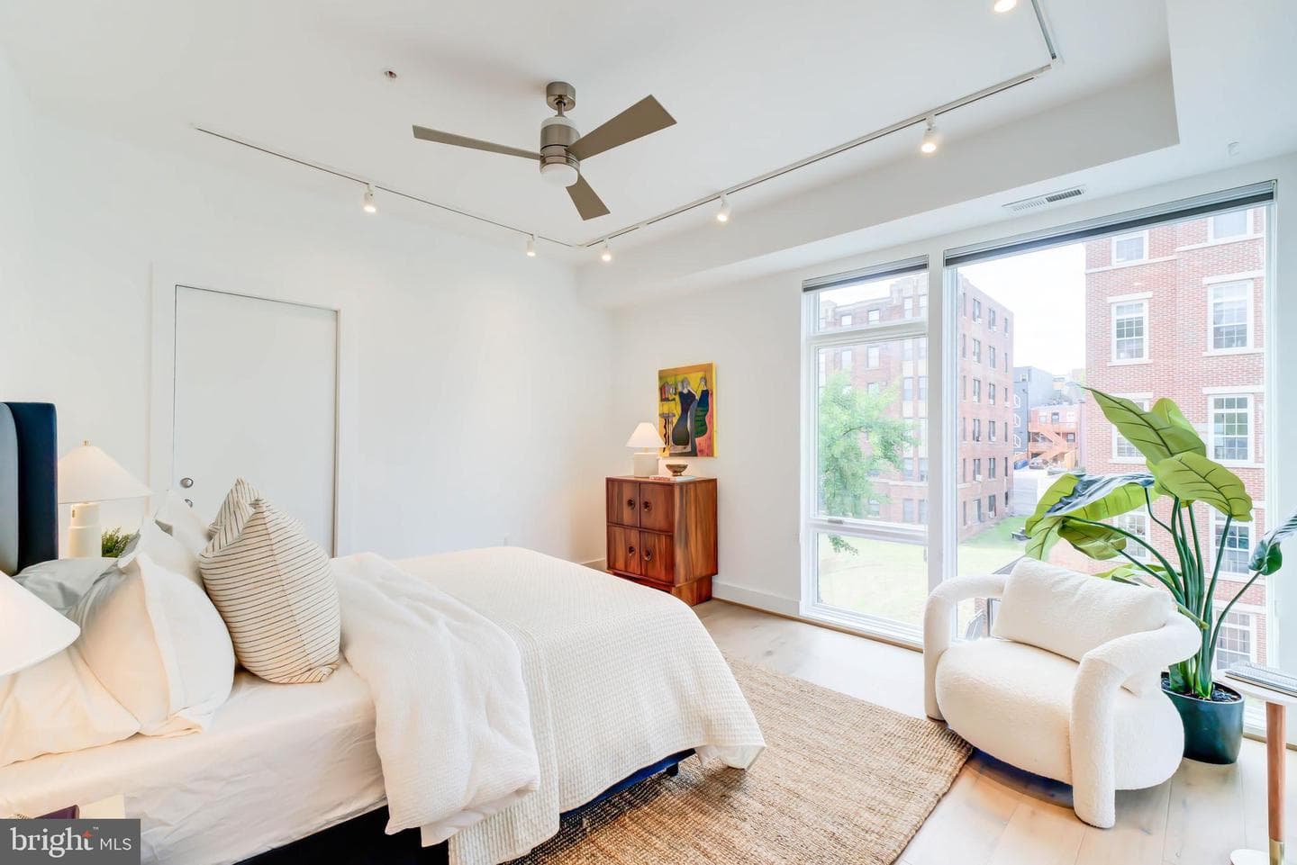 1468 Belmont Street NW #3e photo 23