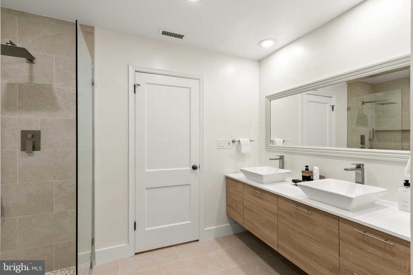 5193 NW Watson Street NW photo 23
