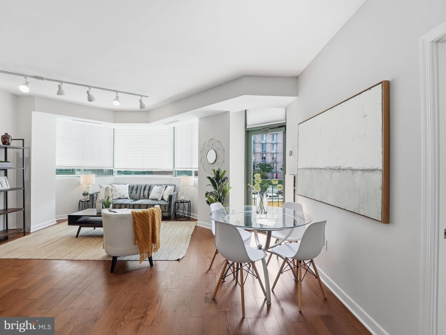 955 26th Street NW #309 photo 2
