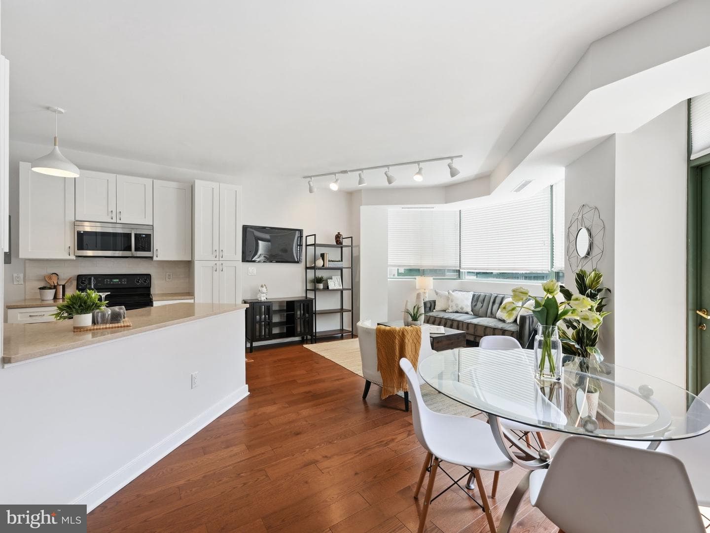 955 26th Street NW #309 photo 5