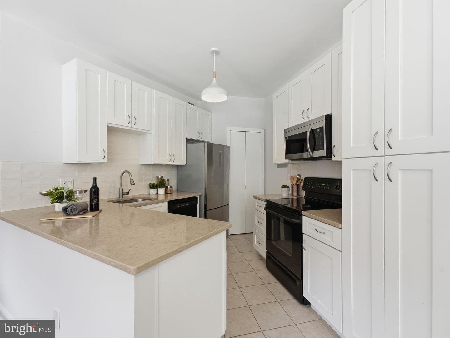 955 26th Street NW #309 photo 7