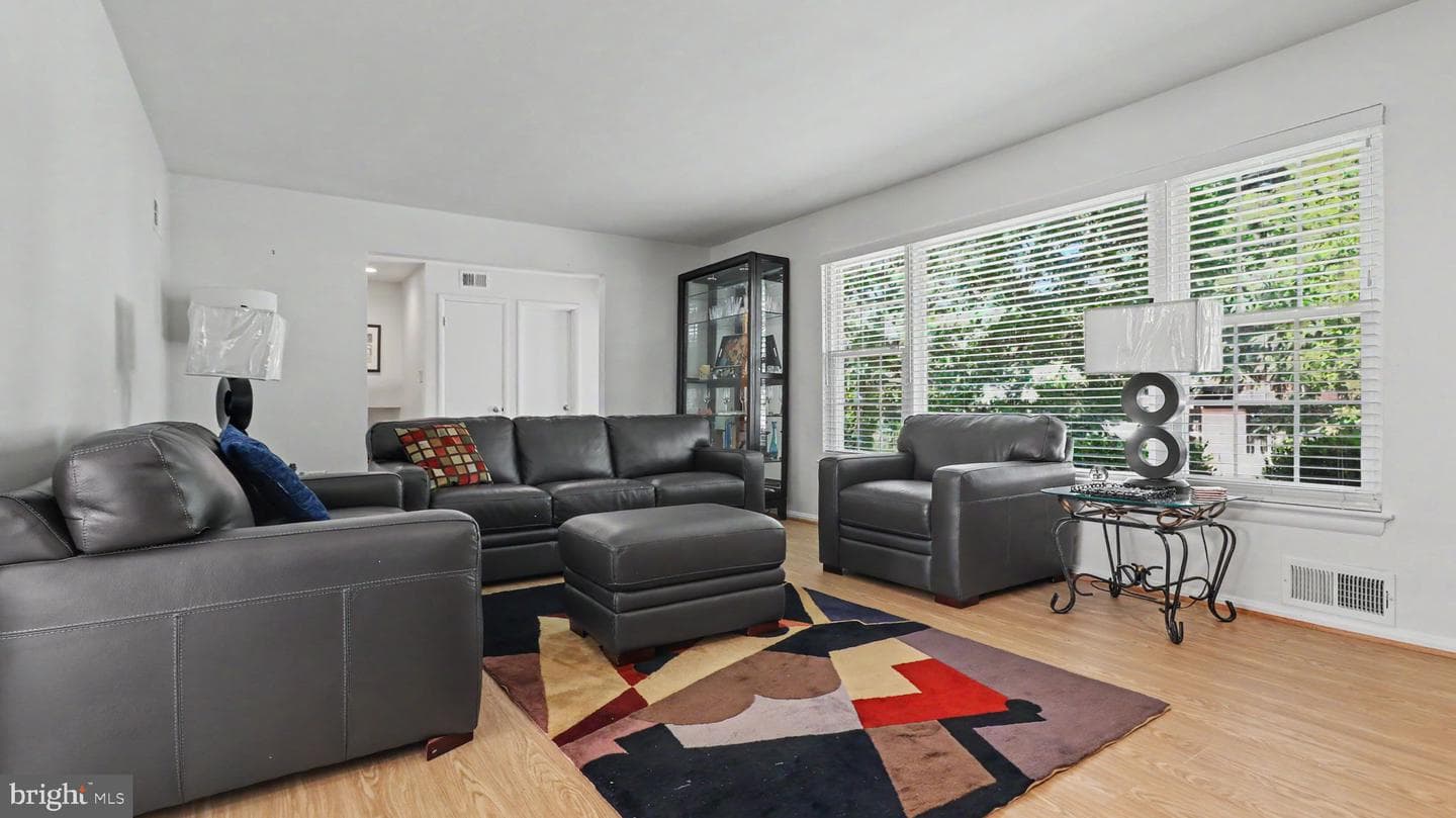 1905 Tulip Street NW photo 15