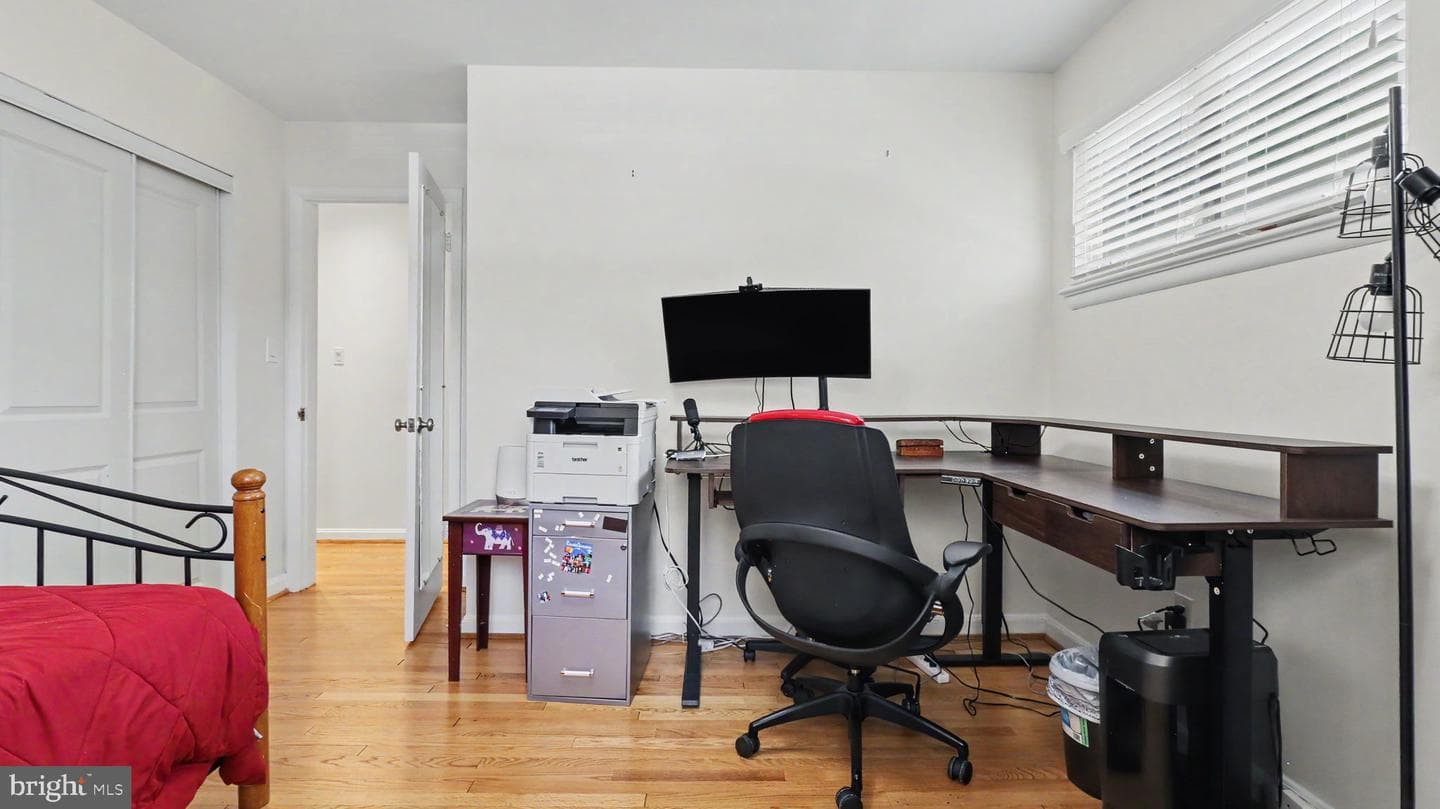 1905 Tulip Street NW photo 41