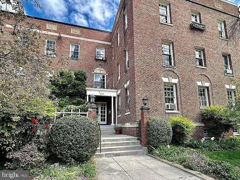 2527 Q Street NW #206 photo 1
