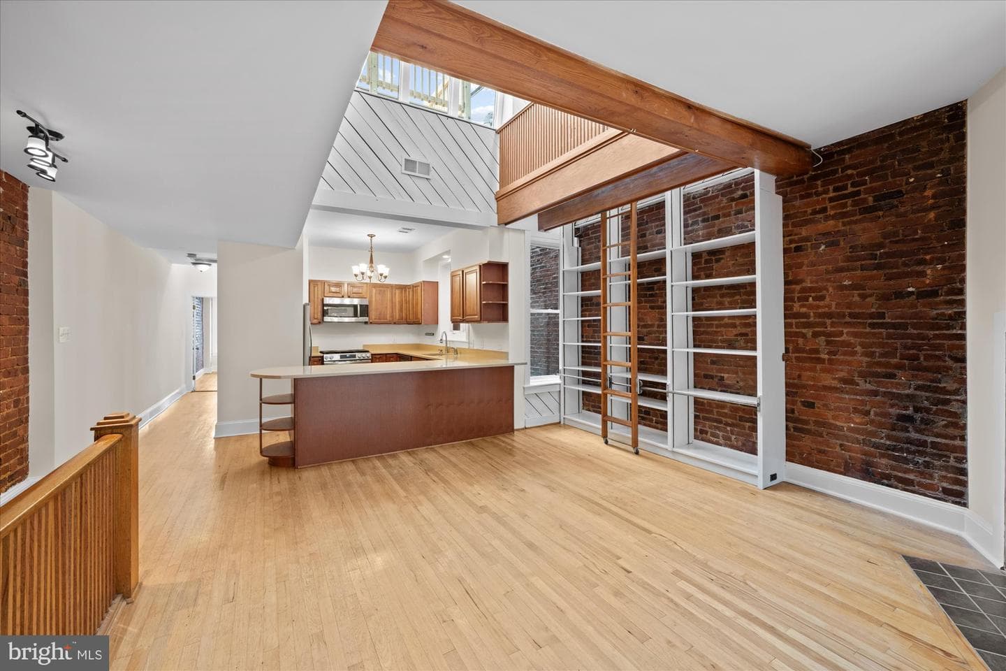 1768 Willard Street NW photo 4