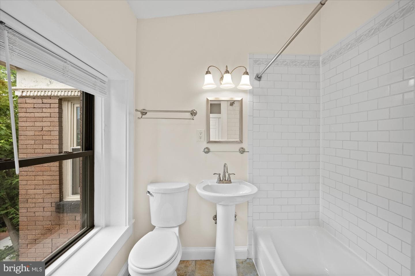 1768 Willard Street NW photo 7