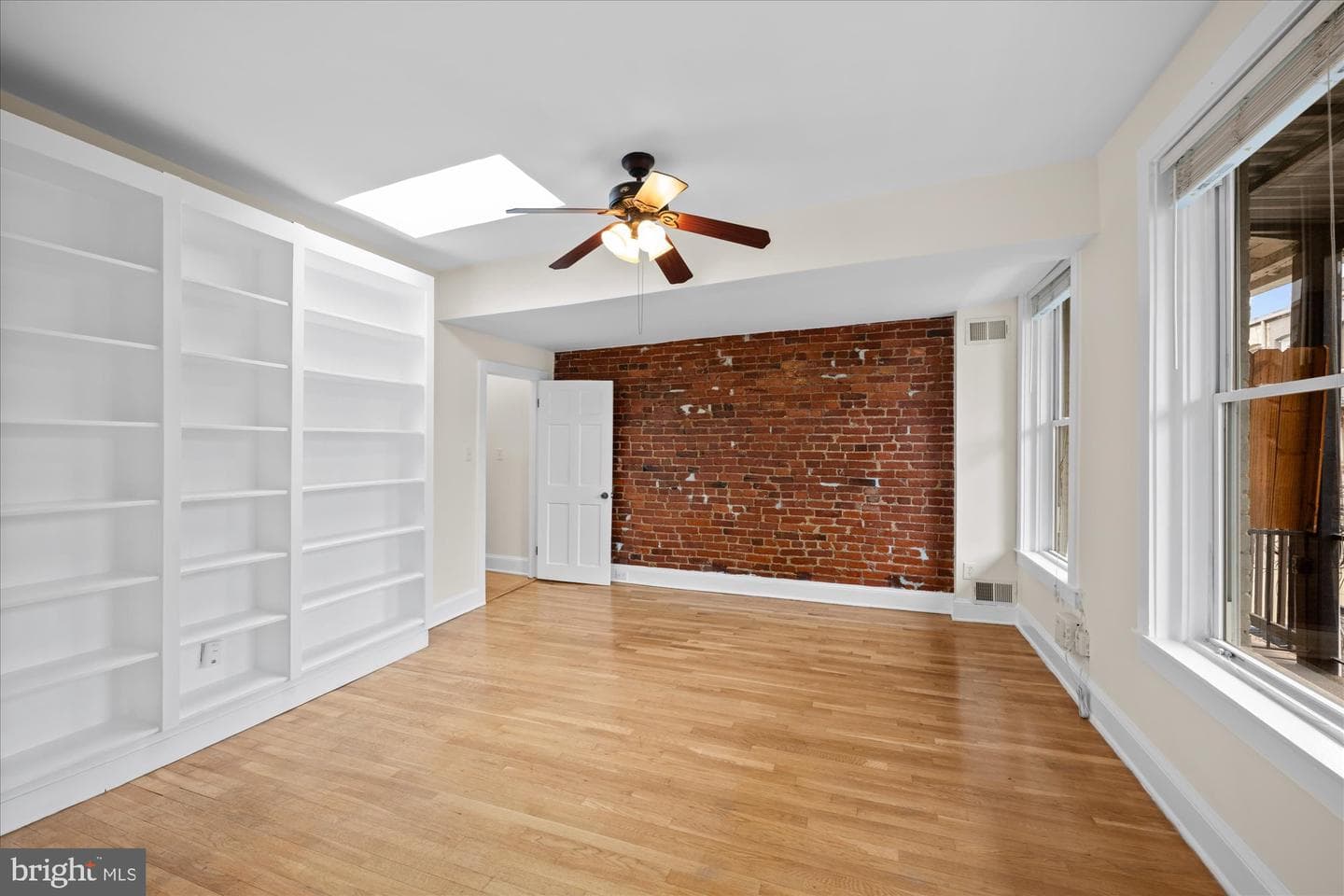 1768 Willard Street NW photo 8