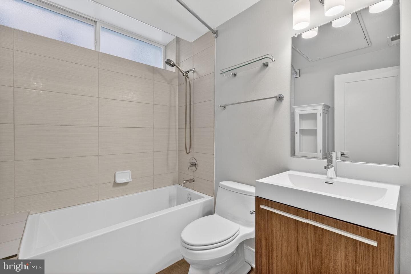 2142 O Street NW #100 photo 12