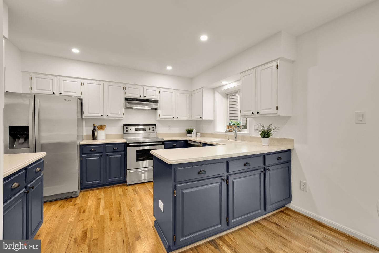 2313 37th Street NW photo 15