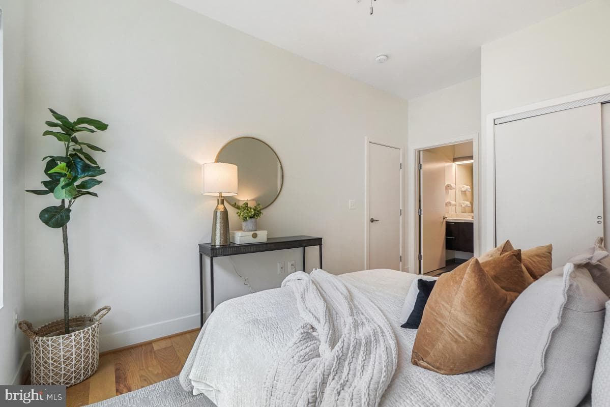 1443 Chapin Street NW #202 photo 22