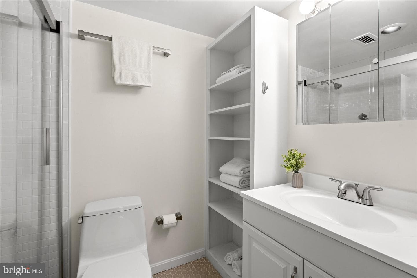 1280 21st Street NW #409 photo 15