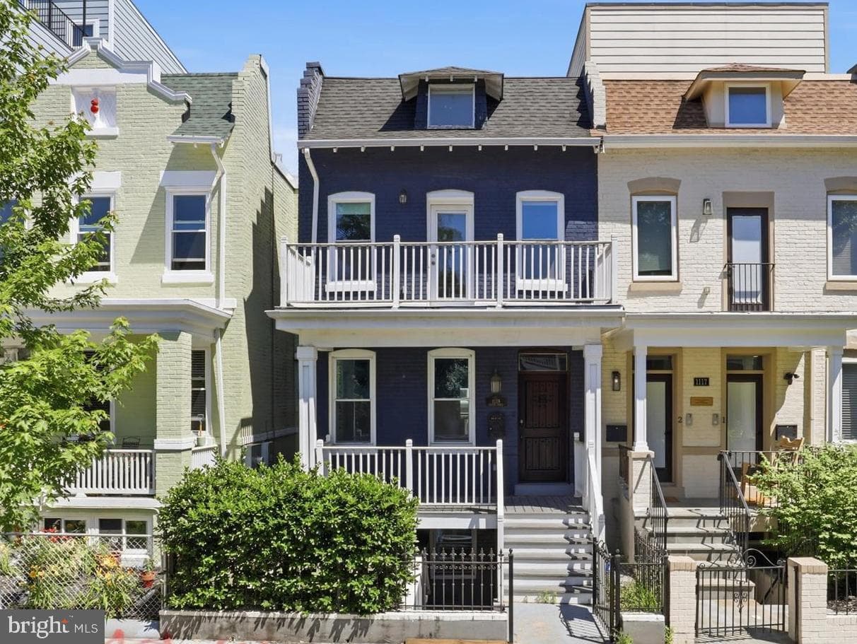 1119 Staples Street NE photo 1
