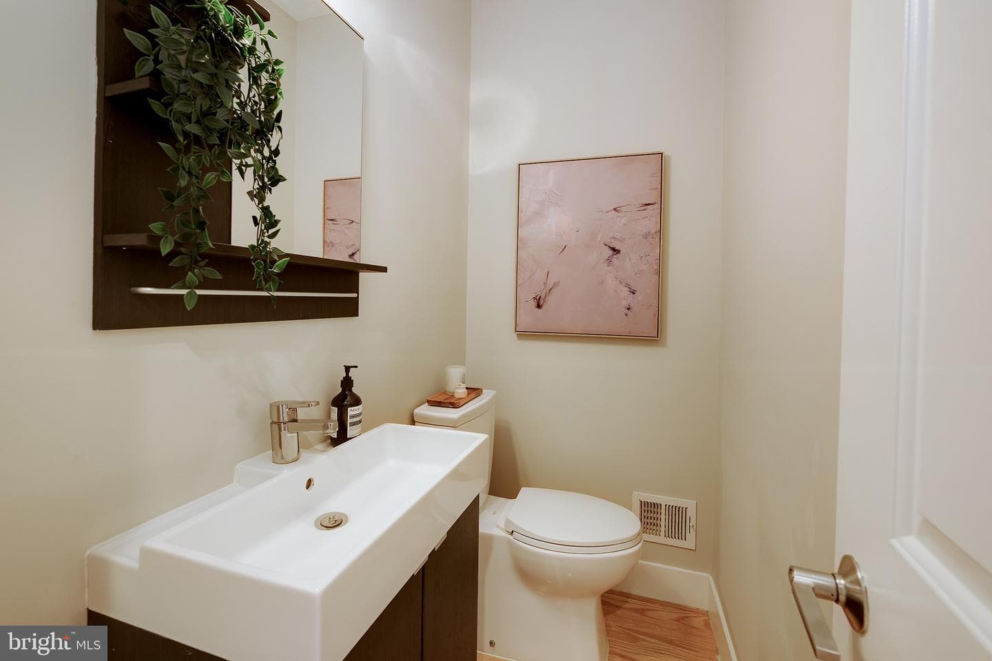 710 Kenyon Street NW #1 photo 23