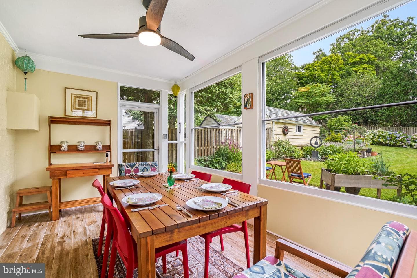 2824 Mckinley Place NW photo 23