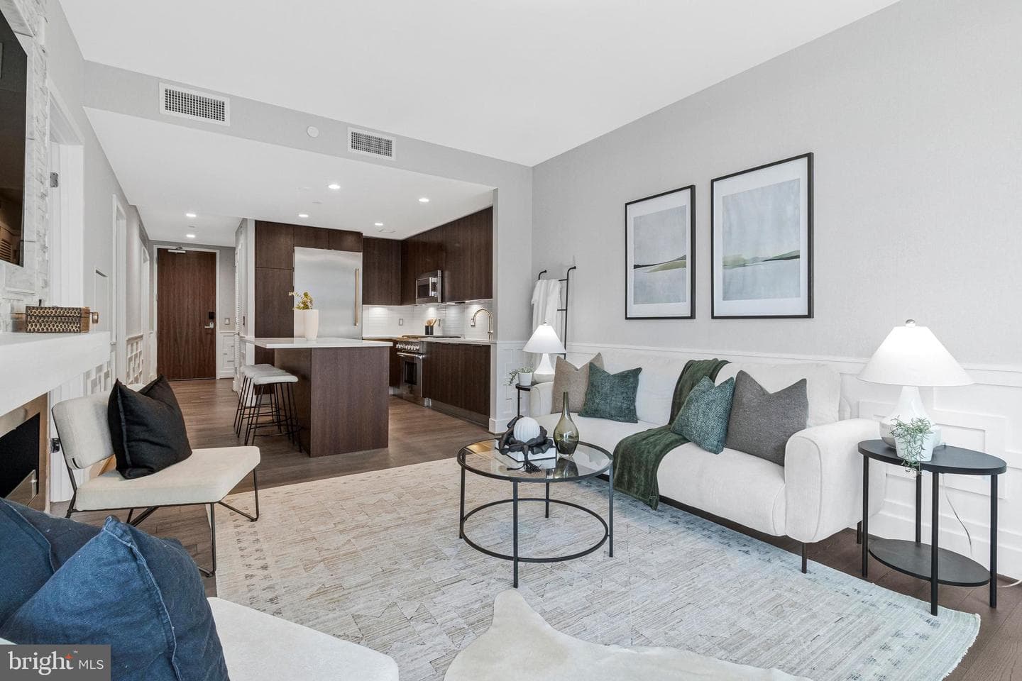 45 Sutton Square SW #605 photo 15