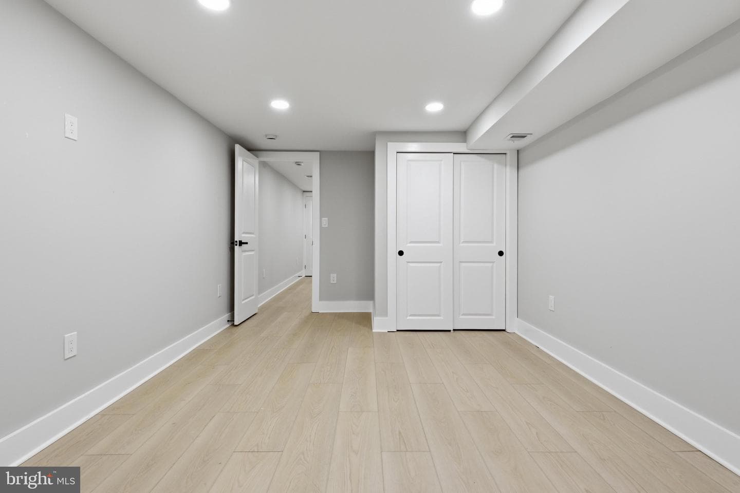 10 R Street NW photo 33