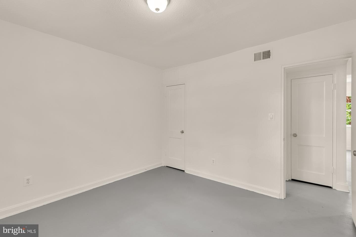 1105 16th Street NE photo 15
