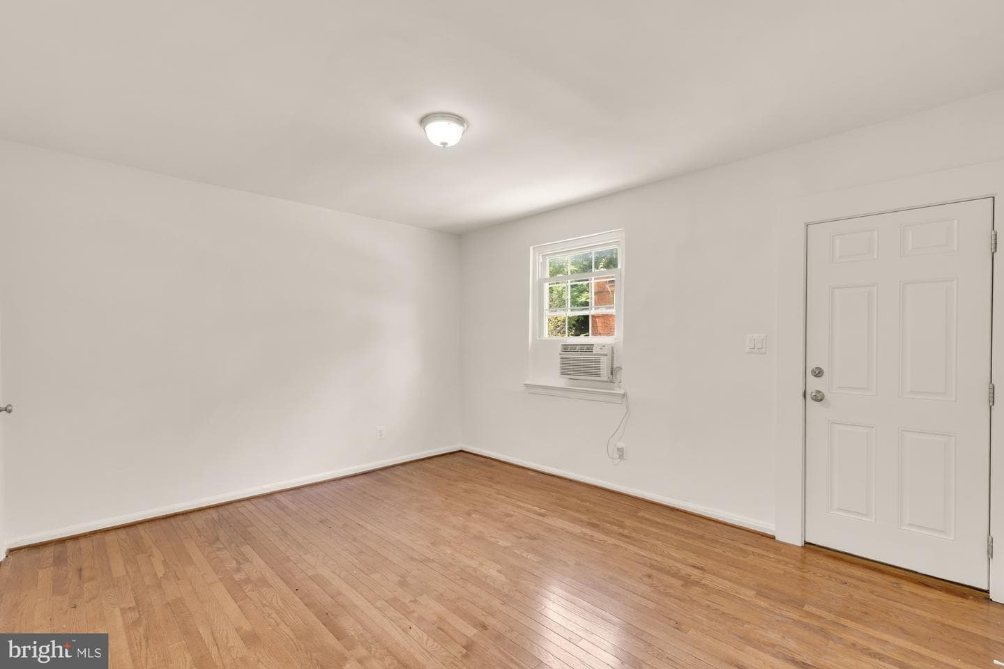 1105 16th Street NE photo 18