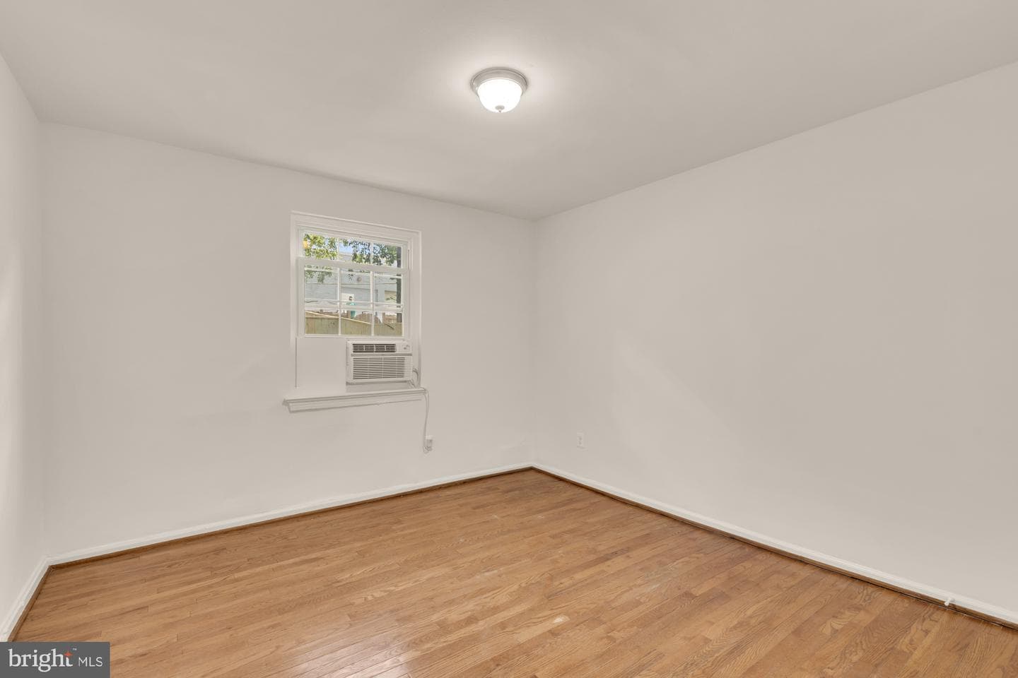 1105 16th Street NE photo 26