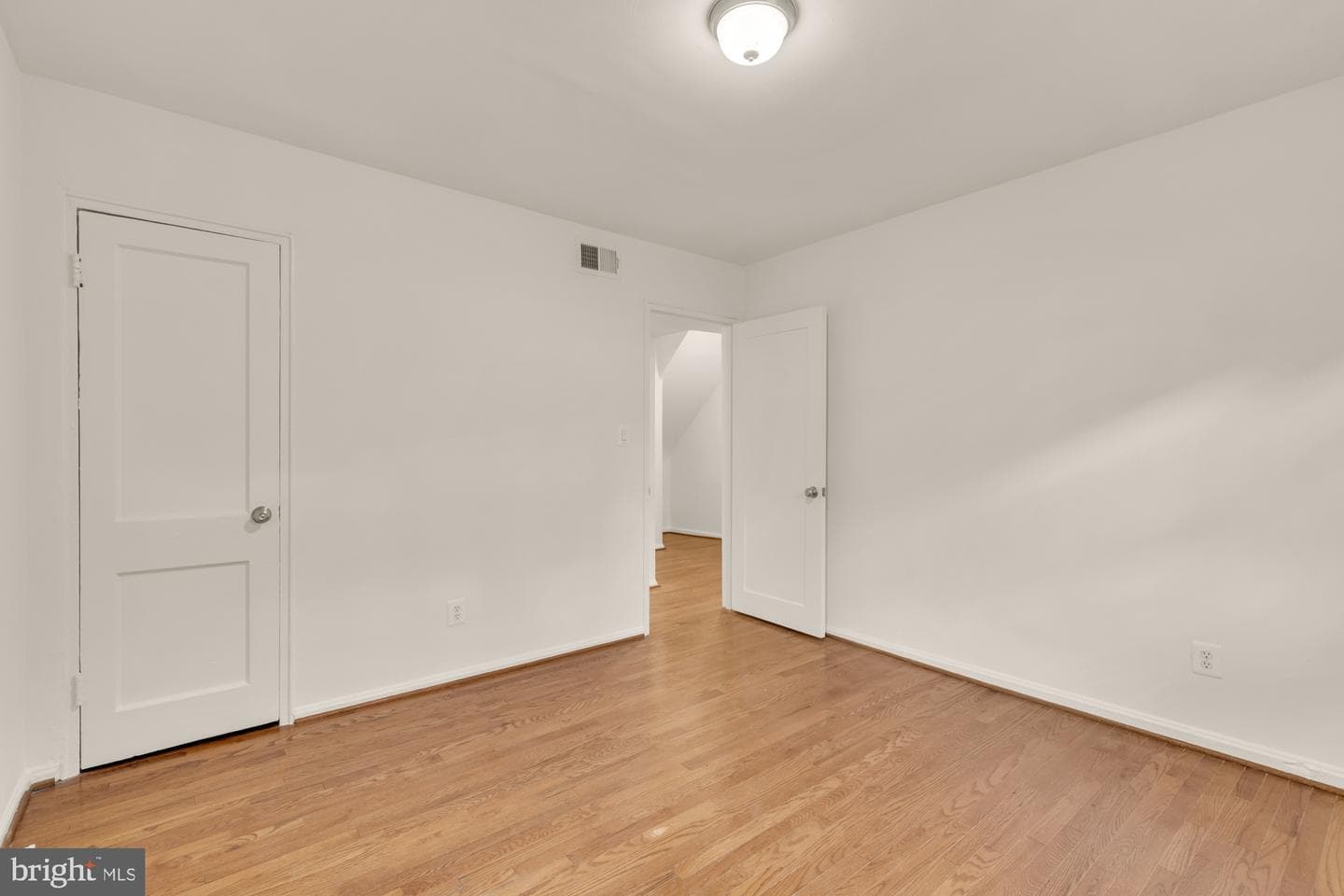 1105 16th Street NE photo 28