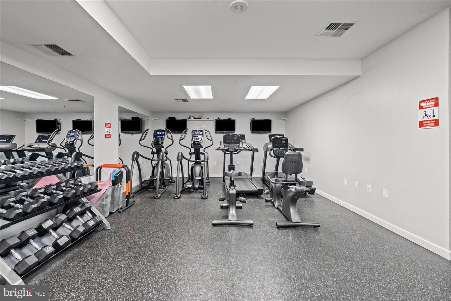 3883 Connecticut Avenue NW #812 photo 35