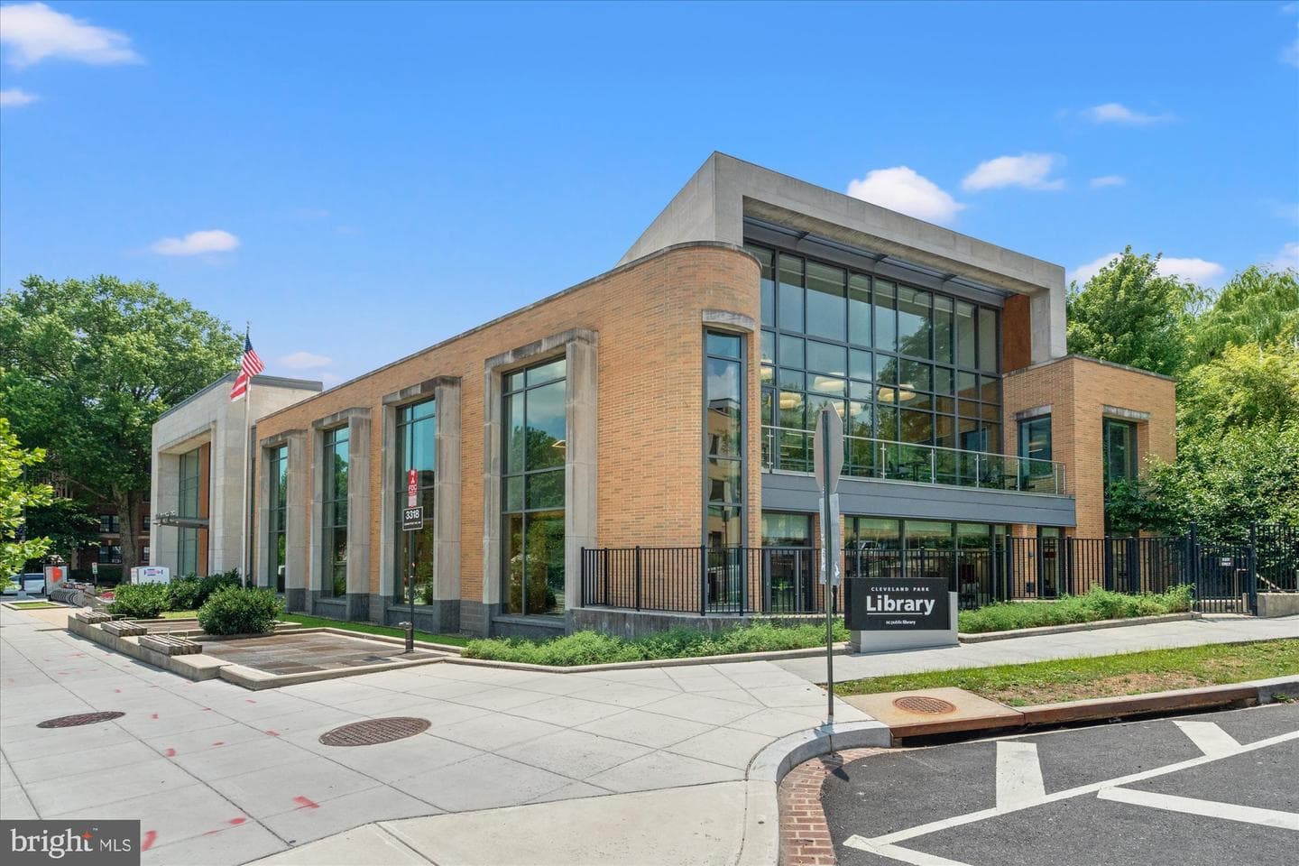 3883 Connecticut Avenue NW #812 photo 45