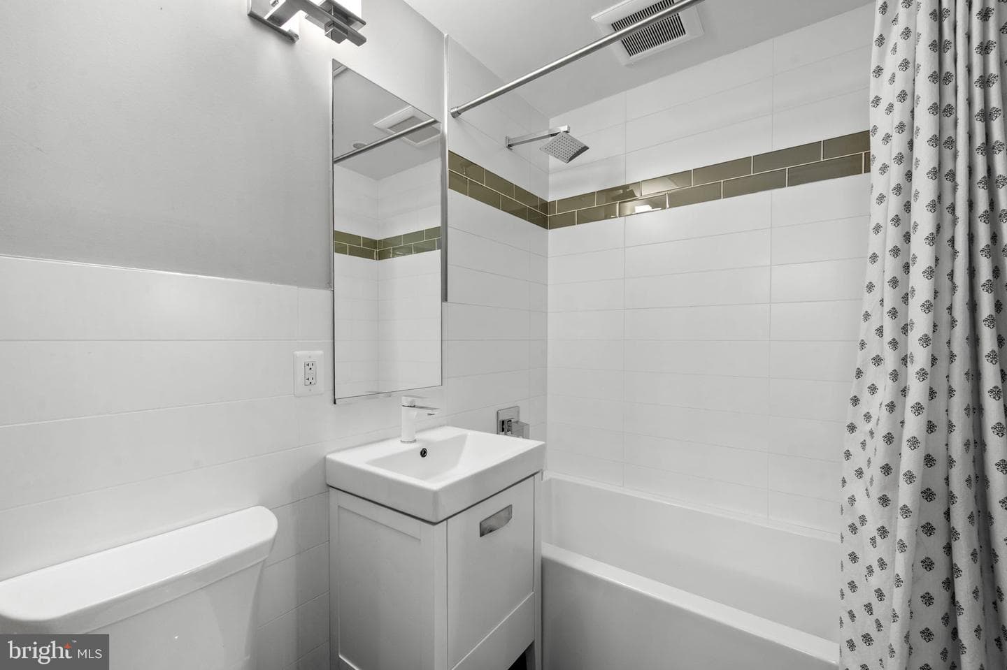 1337 K Street SE ##101 photo 38