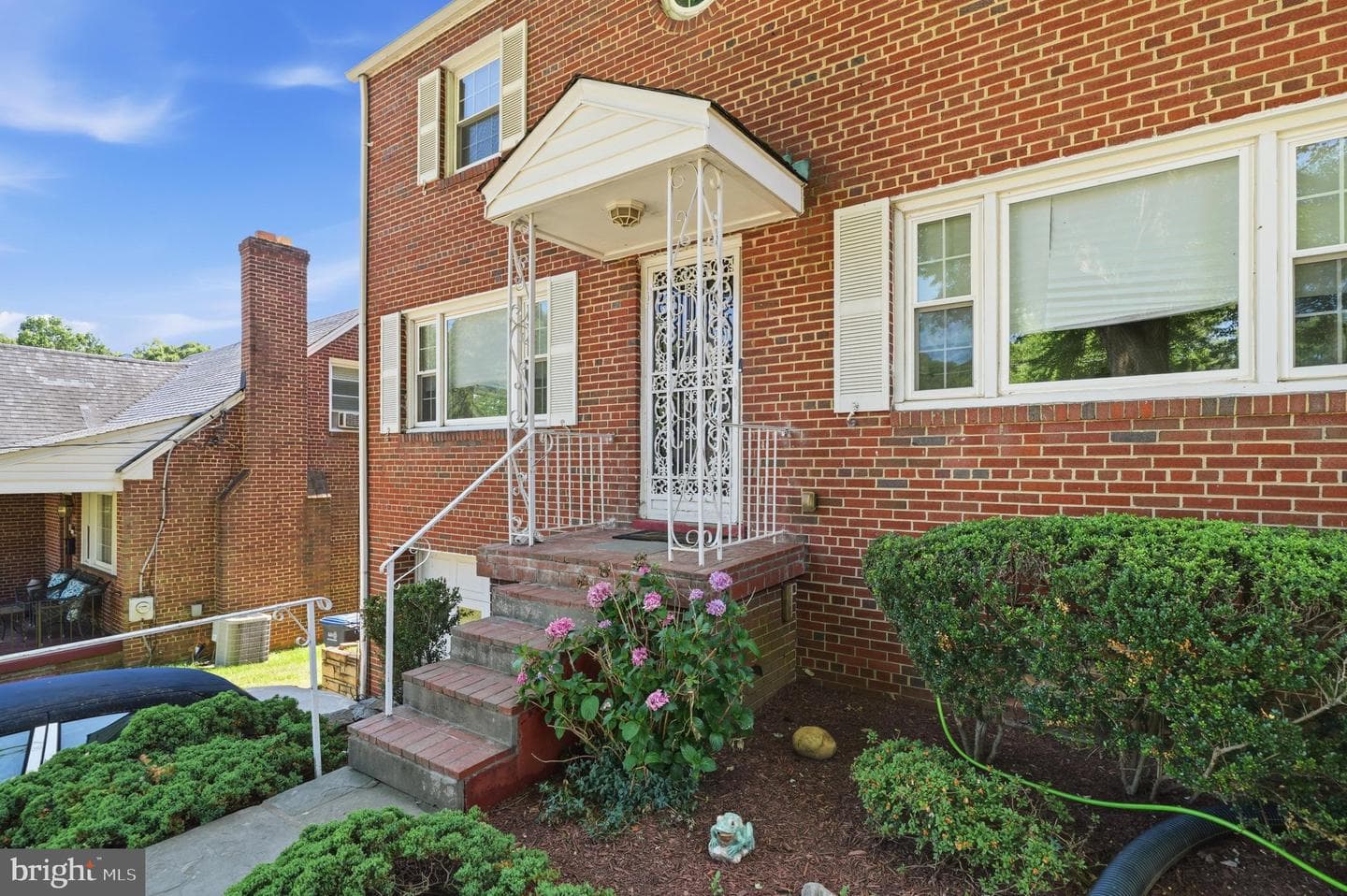1507 38th Street SE photo 3