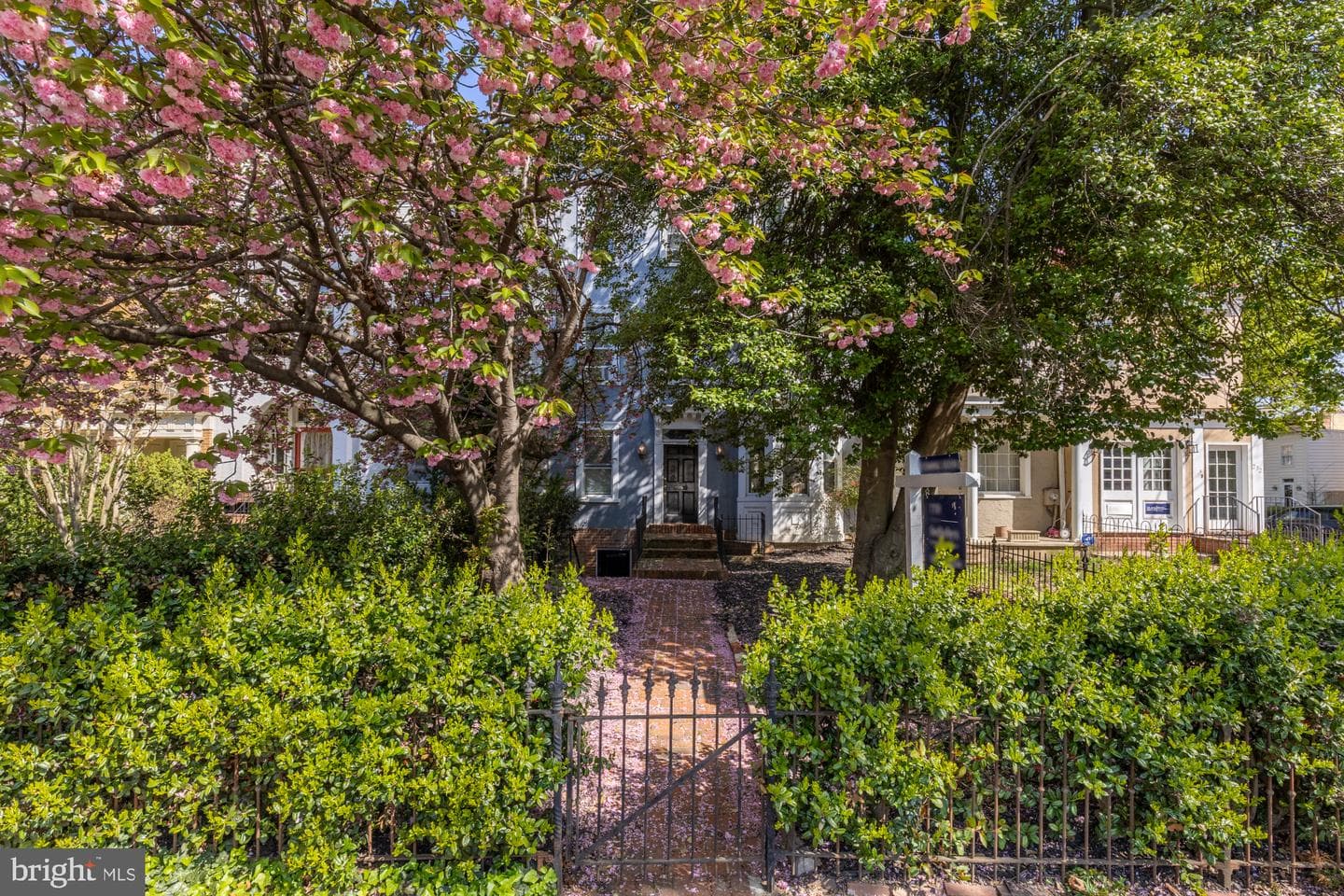 228 East Capitol NE photo 2