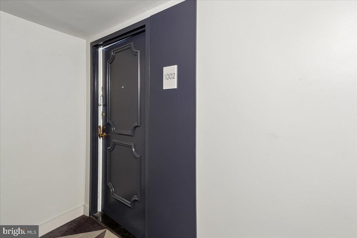 1325 18th Street NW #1002 photo 31