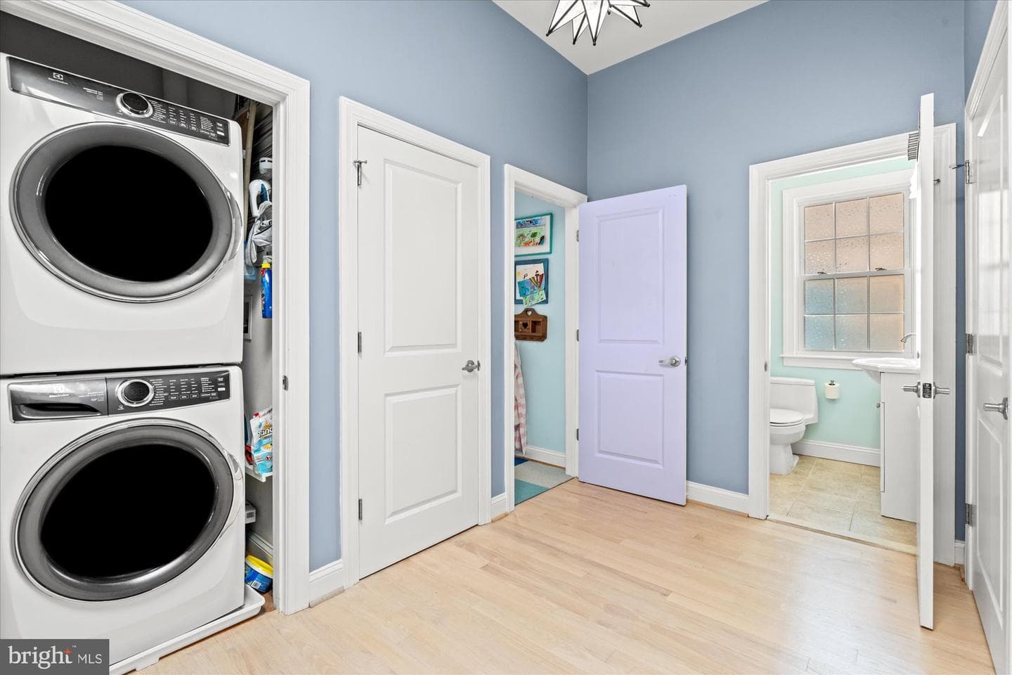 1809 Otis Street NE photo 40