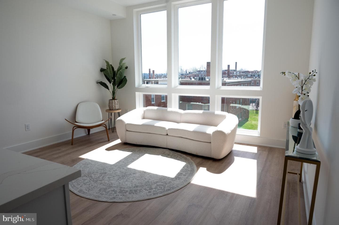 2105 M Street NE #11 photo 1