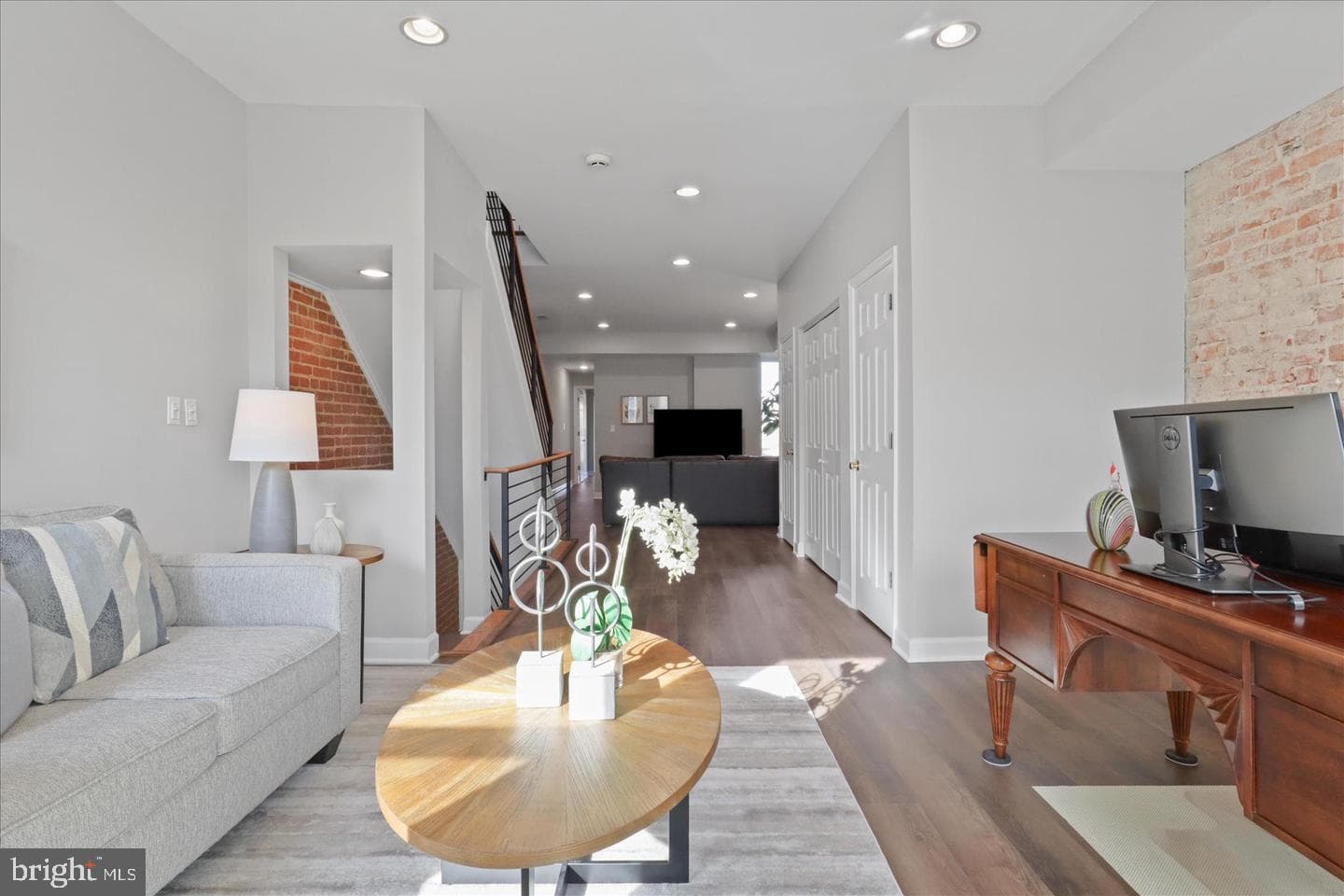 1327 Harvard Street NW photo 22