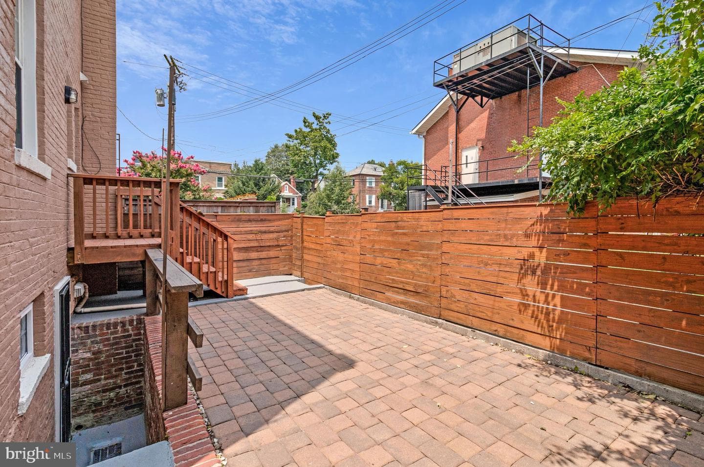 623 Tewkesbury Place NW photo 29