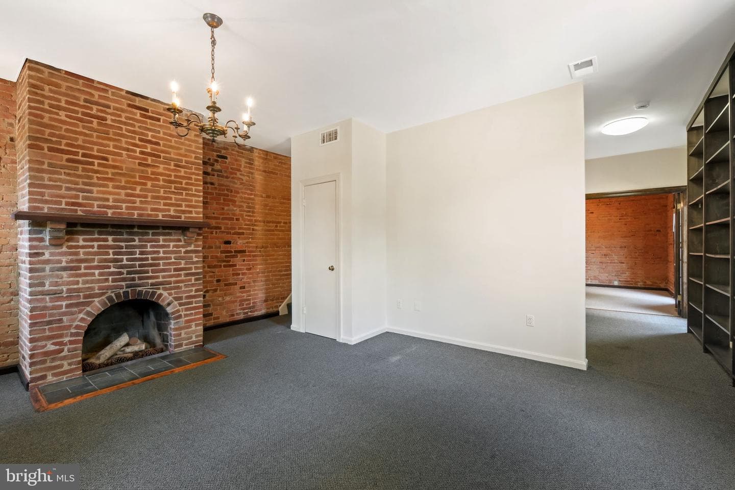 601 E Street SE photo 5