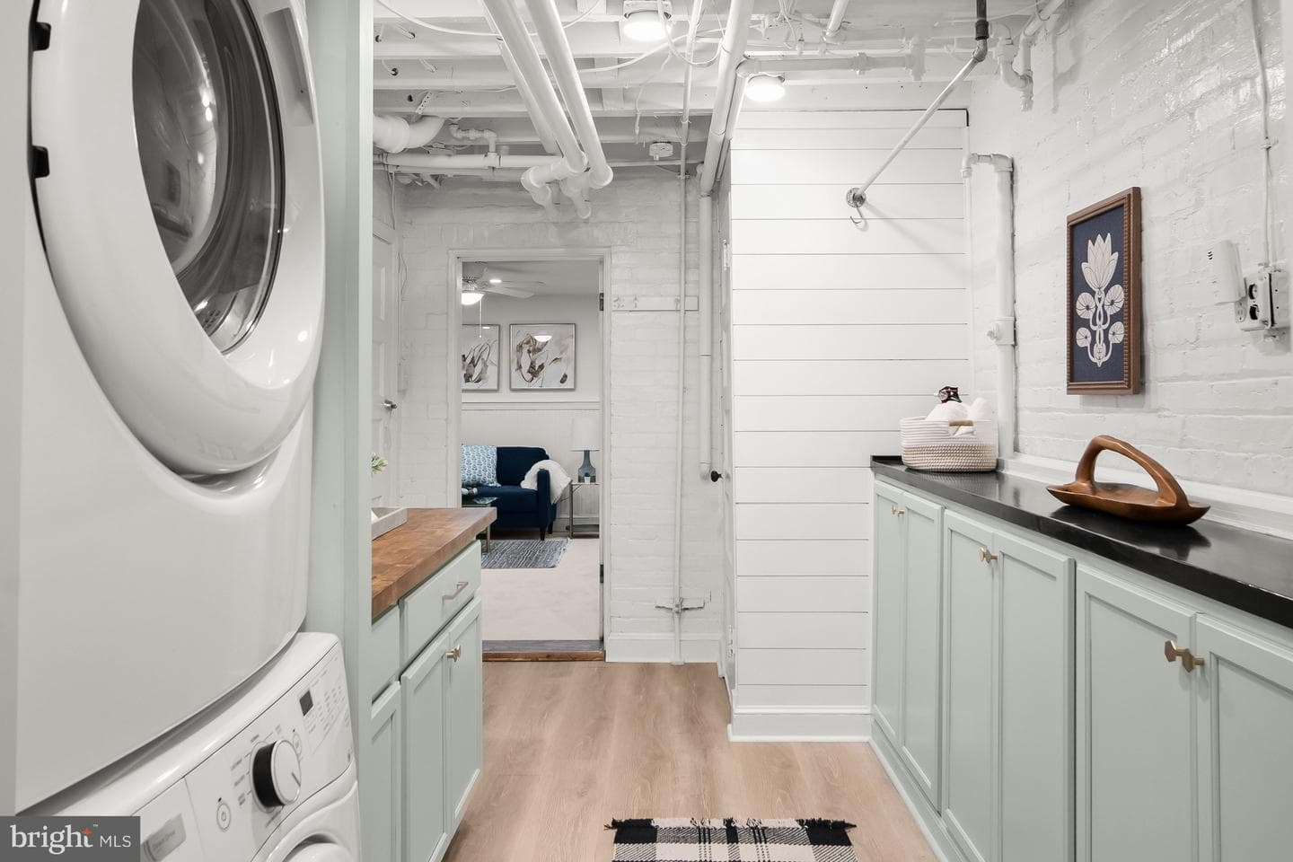 2456 39th Place NW photo 33