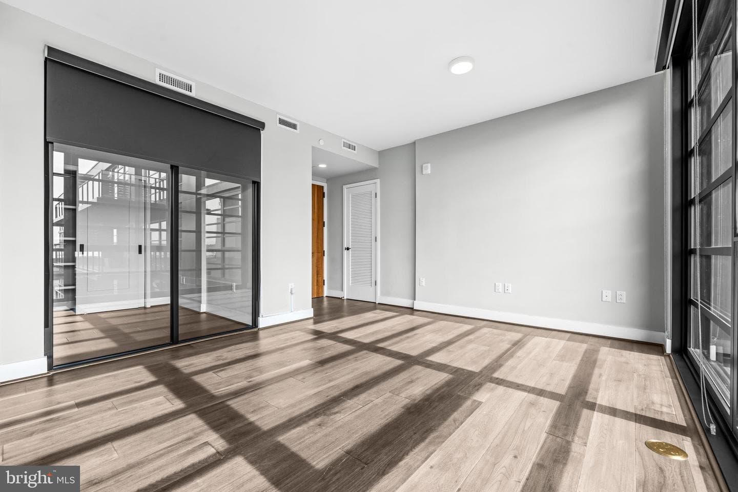 1300 4th Street SE #901 photo 5