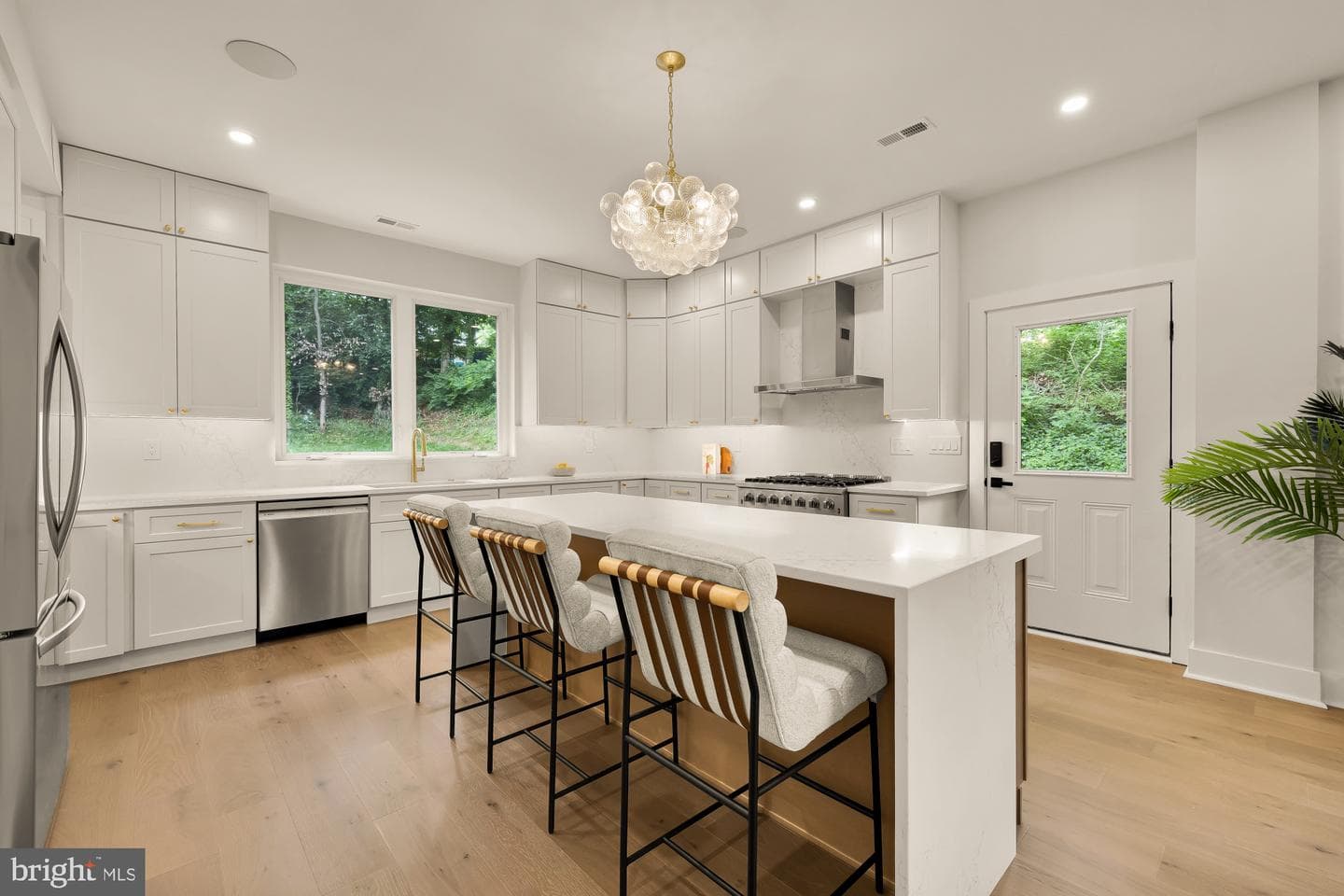 1430 Brentwood Road NE photo 14